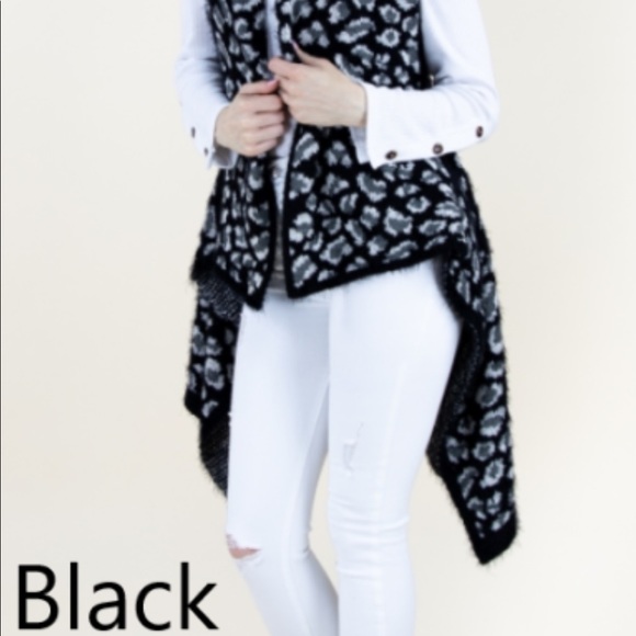 Fashion Apparel Eyelash Leopard Vest - Picture 3 of 8